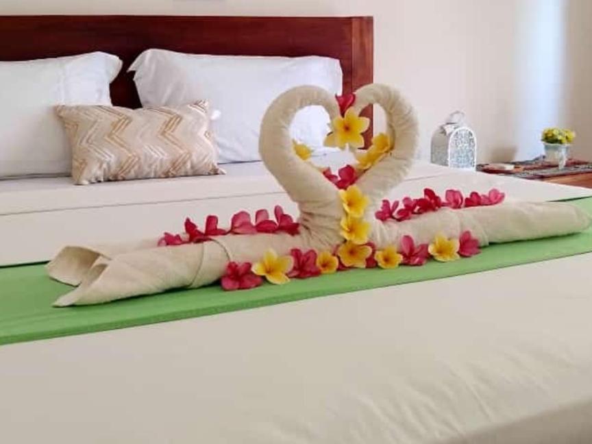 Pineapple Guest House ギリ・アイル エクステリア 写真