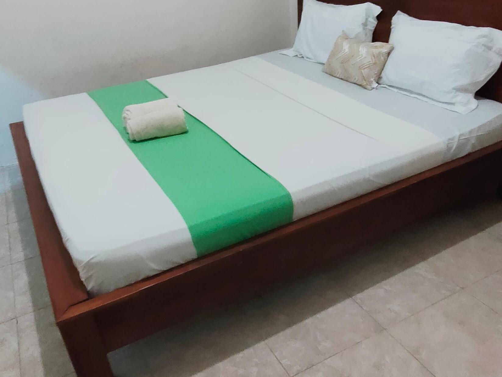 Pineapple Guest House ギリ・アイル 部屋 写真